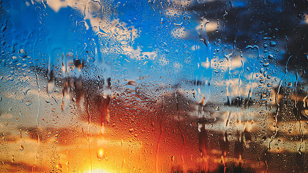 Regen, Sonne, Sturm, Wind