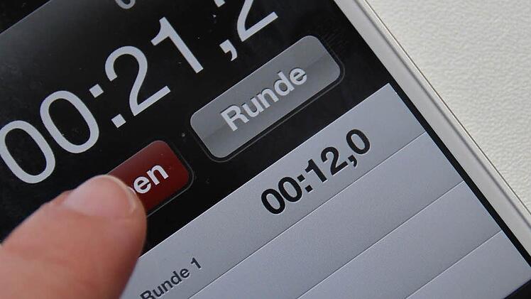 Zeit messen mit der Stoppuhr. Symbolbild: Annett Lüdeke
