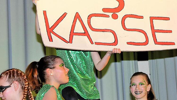 Die "Spasskasse" raubten die Girlskracher aus. Foto: Dieter Britz