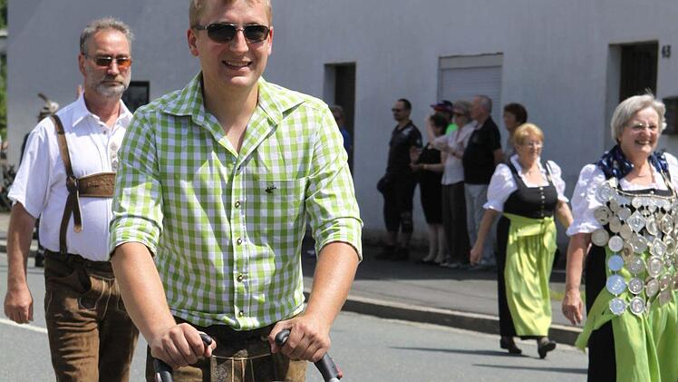 Impressionen vom Schützenumzug in Wallenfels. Foto: Michael Wunder