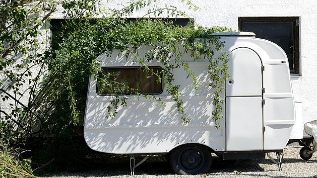 Der ADAC hat kleine Wohnwagen und Faltcaravans getestet. Das sind die Ergebnisse.