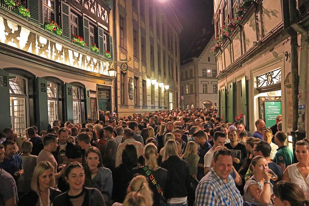 Entspannter Auftakt für die "wilde Sandkerwa"