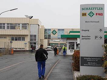 Aus seinem Werk in Höchstadt will Schaeffler 90 Arbeitsplätze auslagern.  Foto: Andreas Dorsch