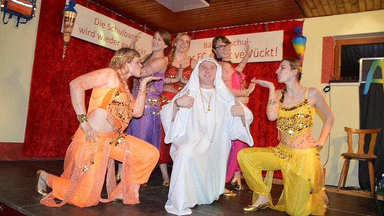 Faschingssitzung 2016 beim FC Poppenlauer. Foto: Annette Warmuth