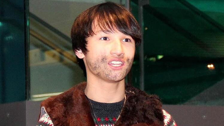 Stephan Than-Hai als Vater Martin, der Schuster