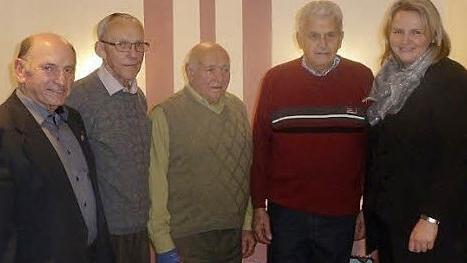 Vereinsmitglieder und Bürgermeisterin Kathrin Heimann  Foto: privat