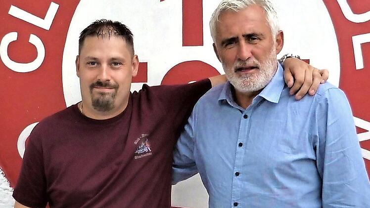 Seit vielen Jahren dicke Freunde: Ex-Profi Jörg Dittwar (rechts) und Vorsitzender Bernd Hahn