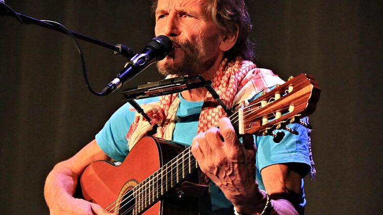 Hans Söllner spielt im Kulturboden in Hallstadt Foto: Ferdinand Merzbach