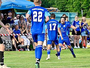 Pokalschreck FC Oberwohlsbach setzt M&auml;rchen fort