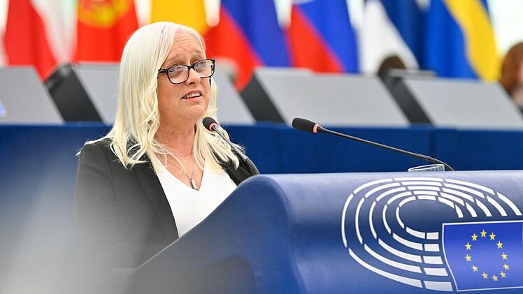 Jackie Fox im EU-Parlament