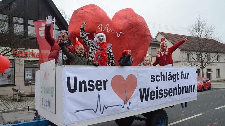 In Weißenbrunn gab es einen bunten Faschingsumzug. Foto: Karl-Heinz Hofmann