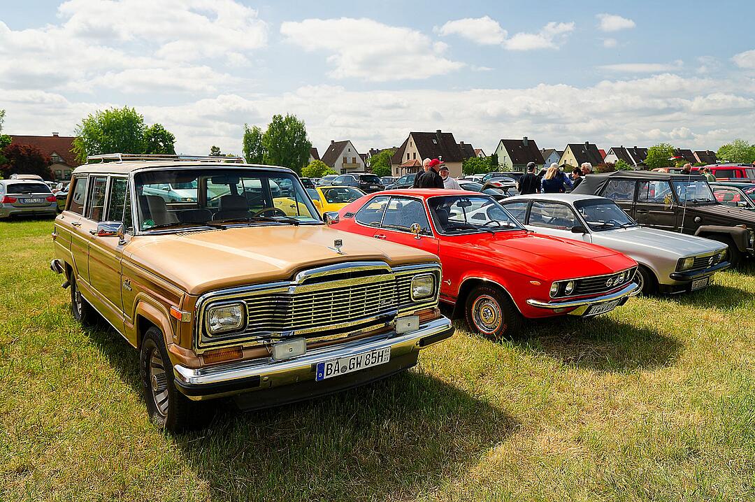 Es kamen viele Oldtimerfreunde.