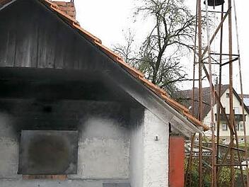 Der alte Glockenturm  von Volkmannsreuth neben dem Backofen  Foto: Wolf