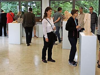 Zahlreiche Besucher hatten die Chance genutzt, während der Triennale die Berufsfachschule für Holzbildhauer zu besuchen.  Foto: Marion Eckert