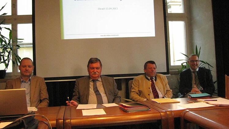 C. Blaß, Bgm M.-D. Schneider, R. Strobl und B. Vetter (von links)