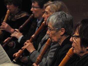 Das Flötenensemble konzertierte in der Erlöserkirche. Foto: Peter Klopf