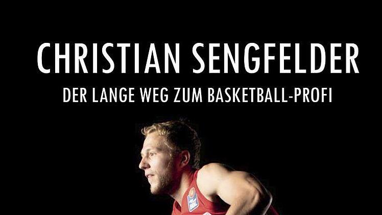 Zum BuchHenning Kuhl: "Christian Sengfelder - der lange Weg zum Basketball-Profi", Edition Steffan, 288 Seiten, 16,90 Euro, ISBN 3923838883