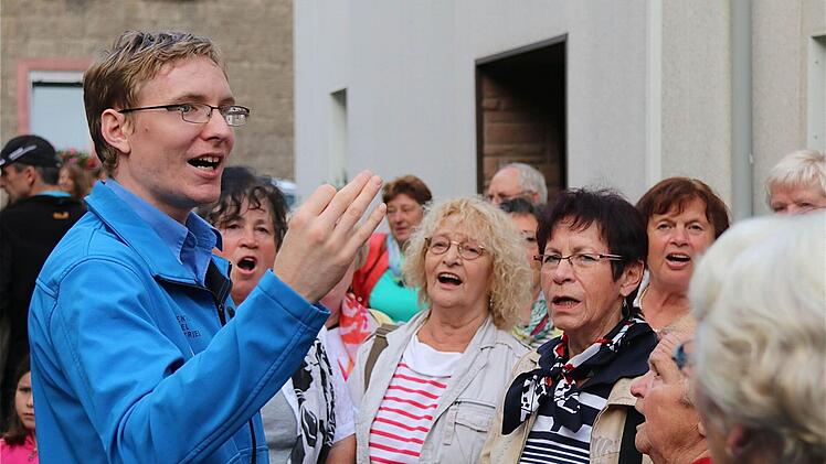 MGV-Chorleiter Florian Schaub.