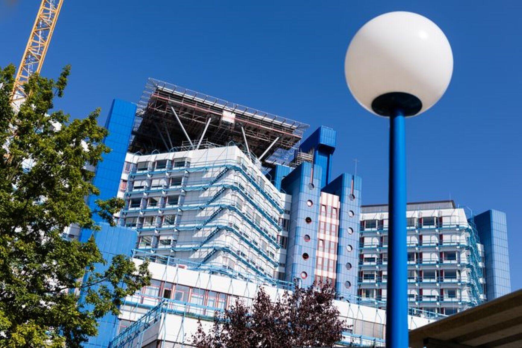 Bamberg Hubschrauberlandeplatz für Klinikum ist fertig Patienten