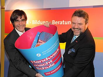 Thomas Koller und Thomas Zimmer gehen strategisch bei der Fachkräftesicherung im Handwerk vor.  Foto: Munzert