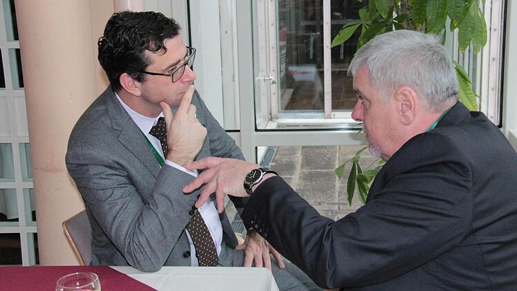 Hatten am Rand der Veranstaltung viel zu besprechen: Landestheater-Intendant Bodo Busse (links) und OB Norbert Tessmer.