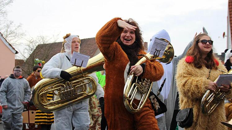 Live-Musik sorgt für tierisch gute Laune bei Kuh und Co.