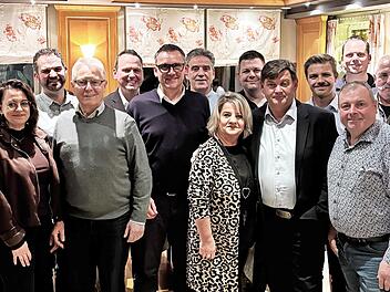 Die Kandidaten der Freien W&auml;hler R&ouml;ttenbach.