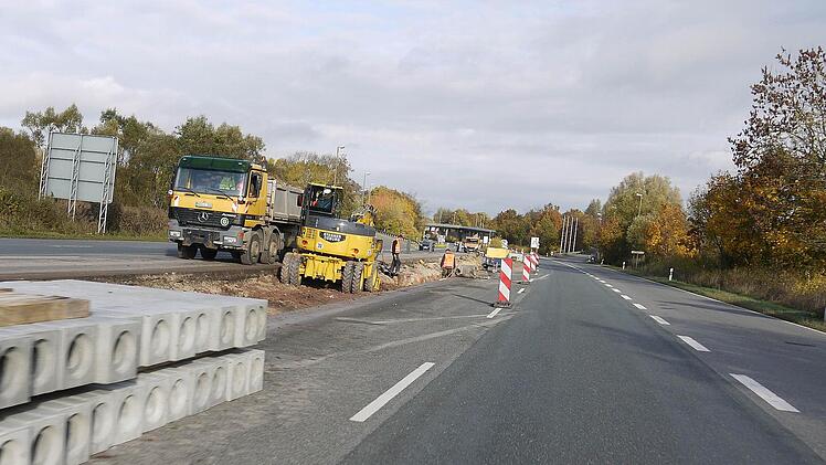 Noch rollt der Verkehr problemlos auf der Bundesstraße 4. Ab November könnte dies anders werden,