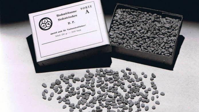 Auf die Wirksamkeit solcher Steinchen muss man erst einmal kommen. Entdeckt hat sie beim Experimentieren der Zeiler Fritz Winkler.