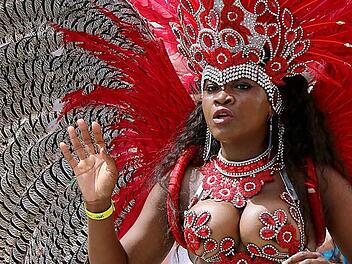 Impressionen vom Coburger Samba-Umzug durch die Innenstadt Foto: Albert H&ouml;chst&auml;dter