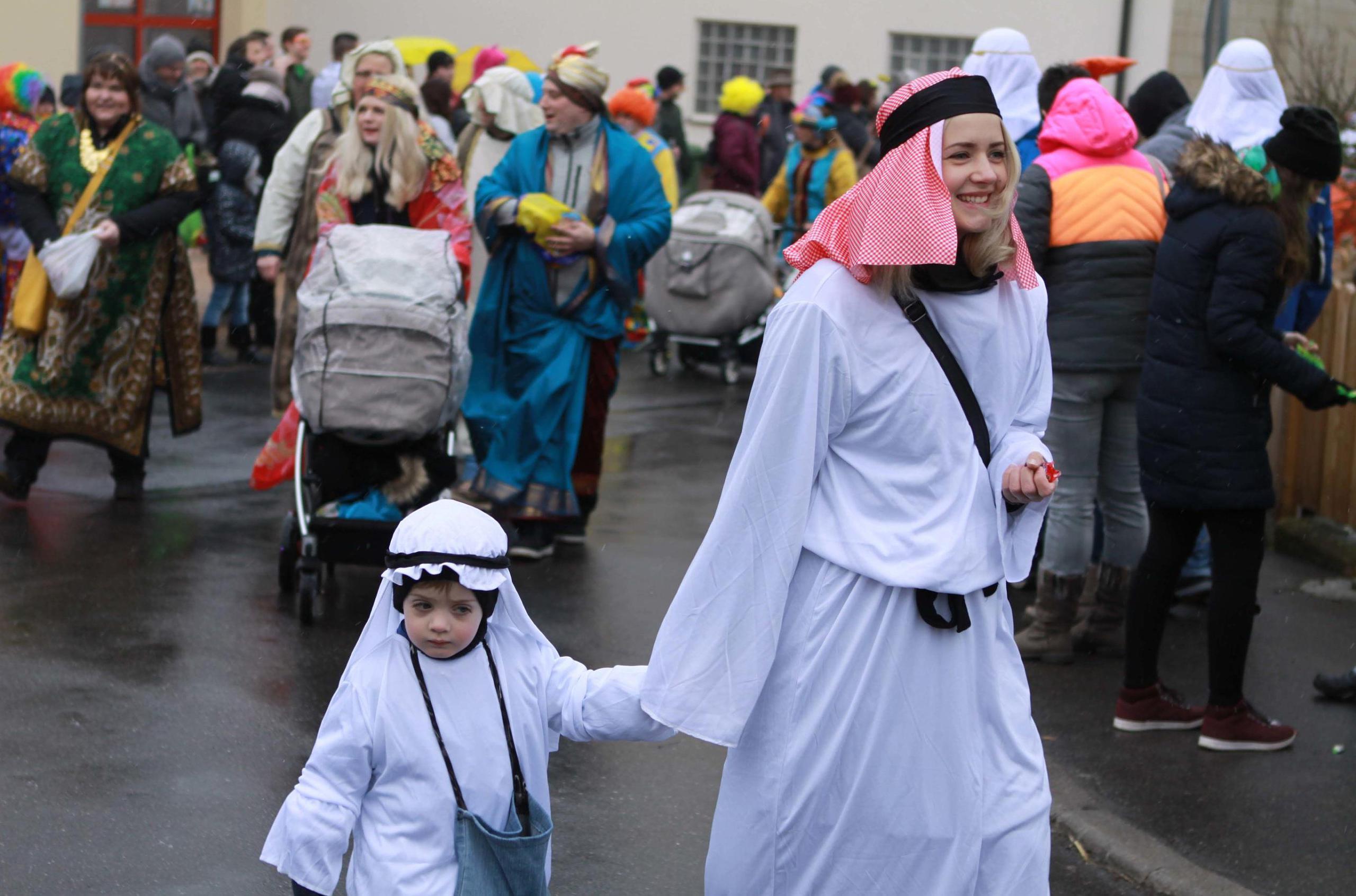 Neukenroth zelebriert
