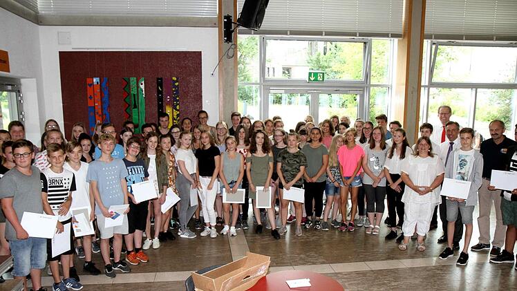 85 Schüler der Realschule haben ein FSSJ abgeleistet. Foto: Richard Sänger