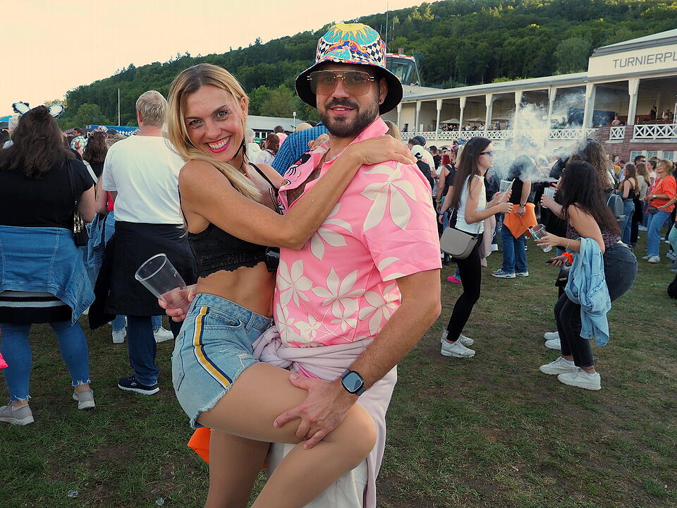 Die Mega Party voller Hits & Nostalgie.