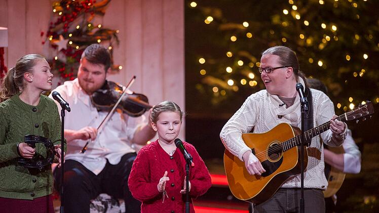 Die Familienband Angelo Kelly & Family, hier bei einem TV-Auftritt im Jahr 2015, hat sich 2022 aufgel&ouml;st.
