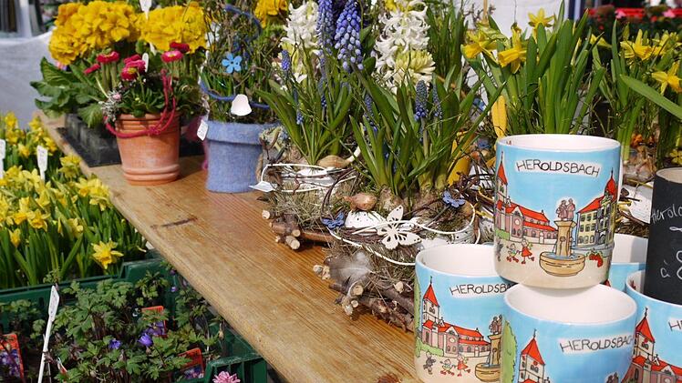 Schöne Sachen sind hier auf dem Markt zu finden. Pauline Lindner