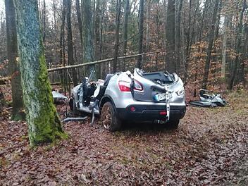 Zwischen dem Forsthaus Klaushof und Poppenroth im Landkreis Bad Kissingen hat es am Freitagmorgen einen Verkehrsunfall gegeben. Dabei wurde die Fahrerin so schwer verletzt, dass sie mit dem Rettungshubschrauber ins Klinikum geflogen werden musste. Johannes Schlereth
