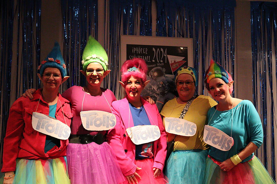Tanzvorführungen, Comedy und Musik