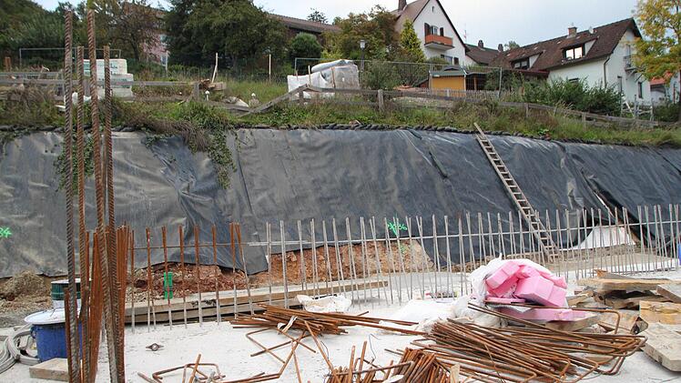 ... genauso wenig wie von den aufwendigen Sicherungsmaßnahmen.