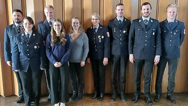Der neue Vorstand der Feuerwehr Streitberg mit der neu gewählten Schriftführerin
