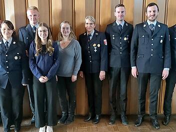 Der neue Vorstand der Feuerwehr Streitberg mit der neu gew&auml;hlten Schriftf&uuml;hrerin