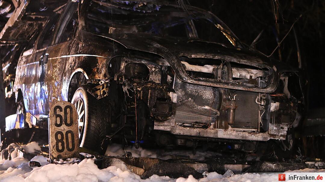 Lkw fängt auf A6 bei Herriden Feuer