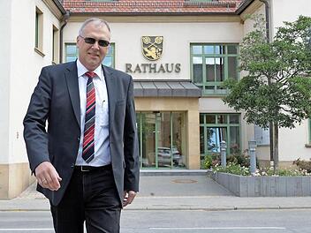 Volker Dittrich, der "Kapitän" im Zapfendorfer Rathaus Foto: Ronald Rinklef