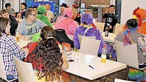 Beim Heuchelheimer Fasching war gute Stimmung.  Foto: Gerhard Feller