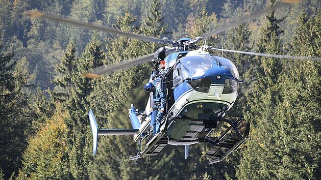 Kuriose Flucht mit Rad &uuml;ber H&uuml;gel - Polizei schnappt entflohenen H&auml;ftling
