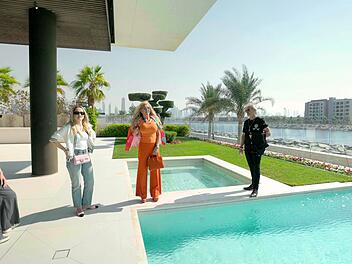 Auch in den neuen Episoden von "Geissens' Mega Mansions" gewährt die bekannte Millionärsfamilie wieder spannende Einblicke in ihre glamouröse Luxuswelt.