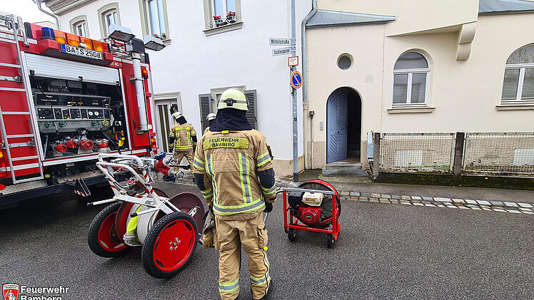 Bamberg: Nachbar alarmiert Feuerwehr nach Rauchentwicklung in Wohnhaus im Gärtnerviertel