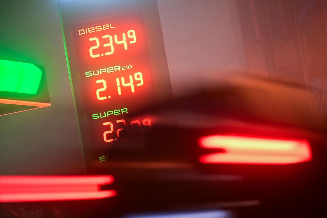 Spritpreisbremse tritt in Kraft