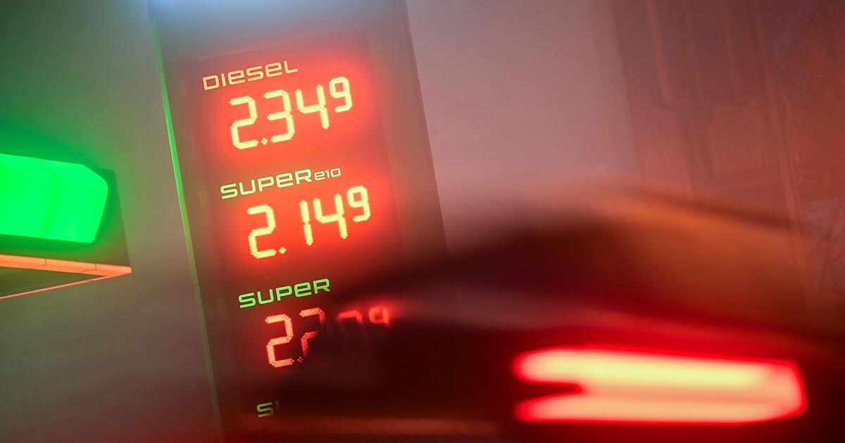 Spritpreis-Schock: Diesel erreicht Allzeithoch - Was die Regierung jetzt ...