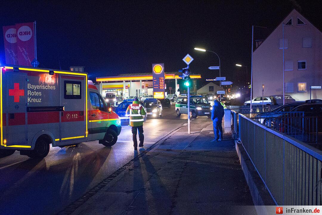 Verkehrsunfall in Cadolzburg: Fußgängerin tödlich verletzt
