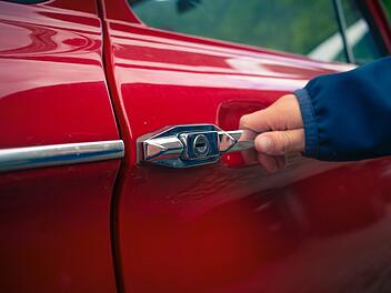 Bu&szlig;geld: Wer die Autot&uuml;r zu laut zuknallt, soll hier Strafe zahlen